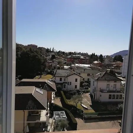 Apartment La Perla Del Verbania