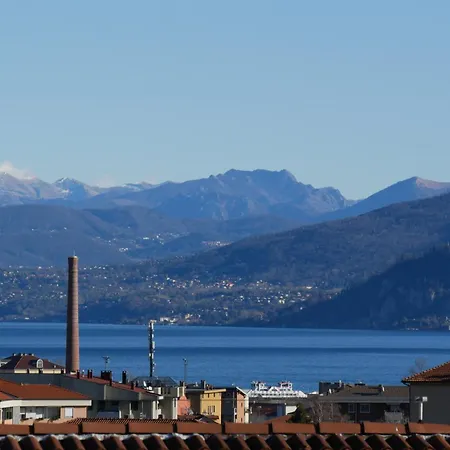 Apartment La Perla Del Verbania